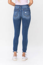 Load image into Gallery viewer, Samantha Skinny Jean
